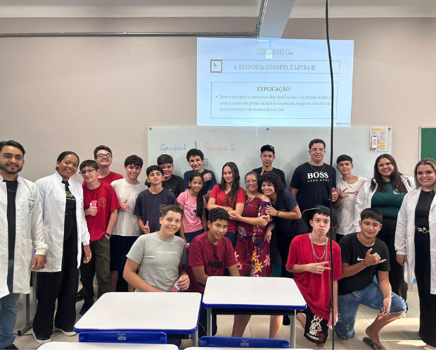 Estudantes de Fisioterapia da Univs realizam ao educativa em Careau